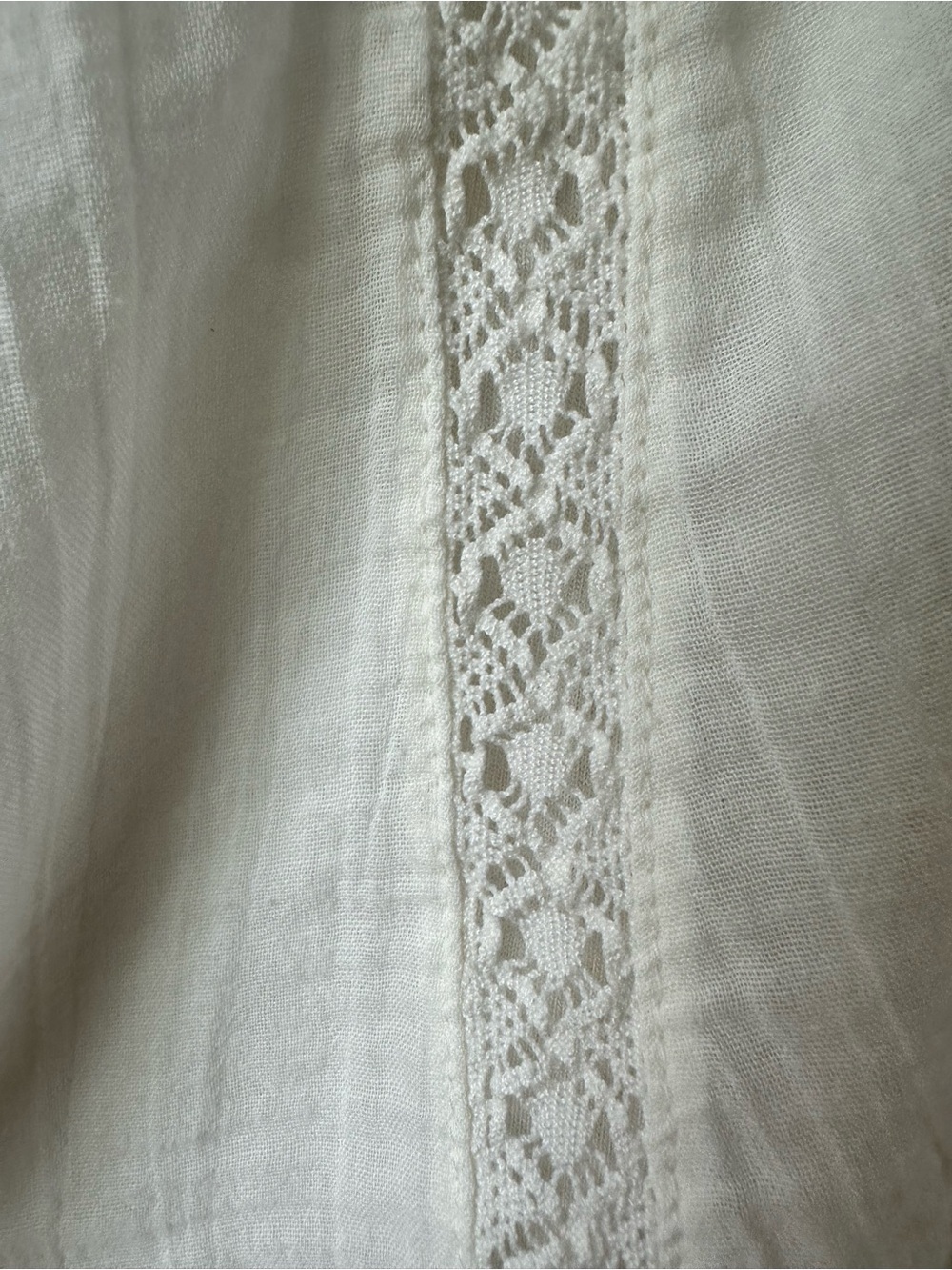 American Eagle Womens Eyelet Ruffle Top Medium Off Shoulders Boho Cottagecore - Picture 8 of 8